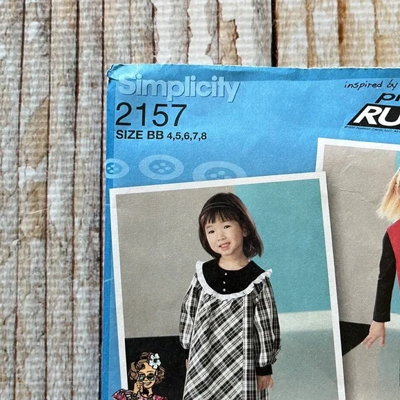 Simplicity Project Runway Uncut Sewing Pattern - Picture 2 of 9